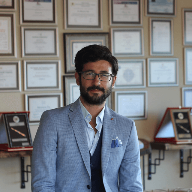 Doç. Dr. Süleyman Taş