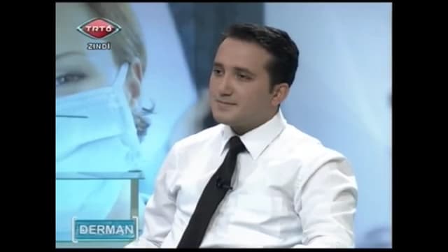 Doç. Dr. Eşref Araç