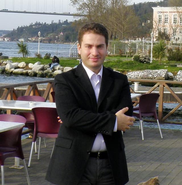 Op. Dr. Vaner Köksal