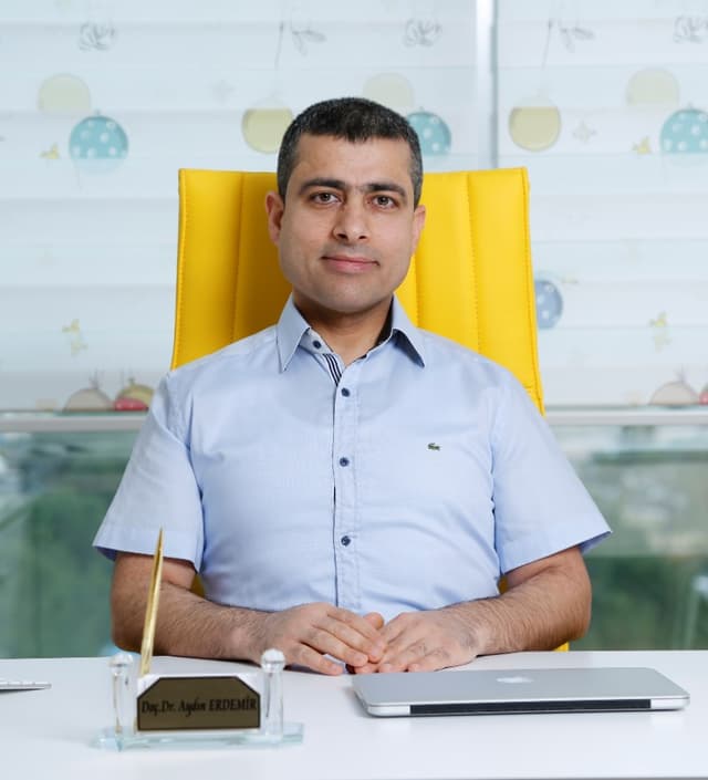 Doç. Dr. Aydın Erdemir