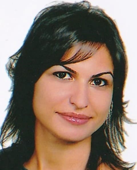 Doç. Dr. Emine Acar