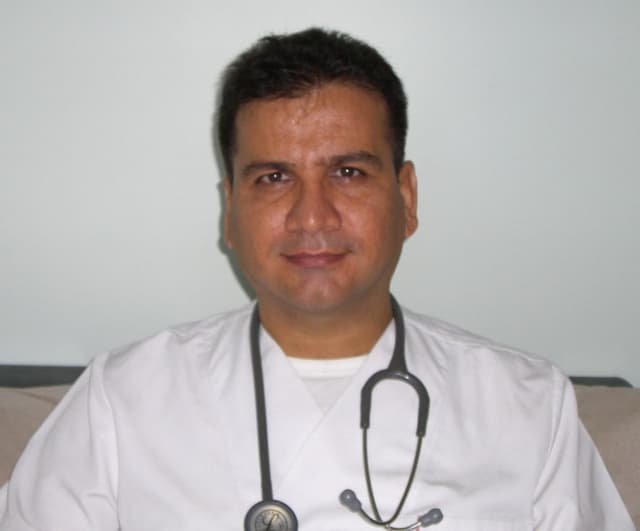 Op. Dr. Menderes Erçil