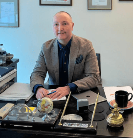 Op. Dr. Selçuk Arslan