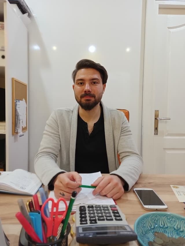 Uzm. Psk. Ayhan Asar