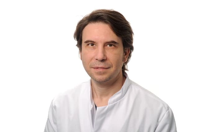 Doç. Dr. Sinan Deniz