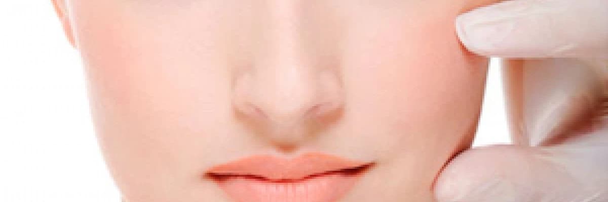 Burun estetiği rinoplasti erkek ve kadınlarda farklı mıdır?