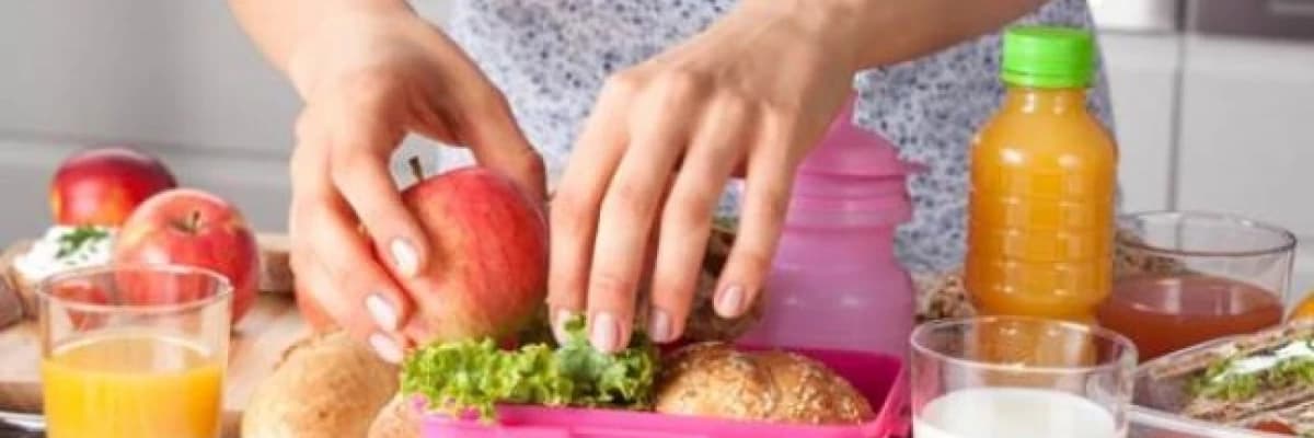 SAĞLIKLI BESLENME ÇANTASI NASIL OLMALIDIR?