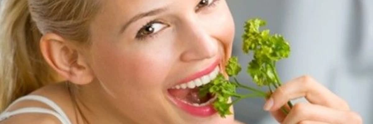 HALİTOSİS (AĞIZ KOKUSU)  SEBEPLERİ VE TEDAVİLERİ