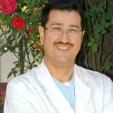 Uzm. Dr. Nezih Berksoy Profil Fotoğrafı