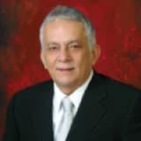 Dt. Adnan Menderes Yıldırım Profil Fotoğrafı