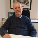 Prof. Dr. İzzet Fresko Profil Fotoğrafı