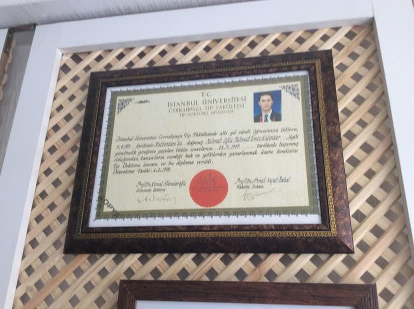 Tıp Doktoru Diploması