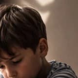 NARSİZMİN GÖLGESİNDE BÜYÜYEN ÇOCUKLAR