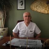 Dt. Yılmaz Kocabaş