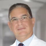 Op. Dr. Ahmet Levent Üstün Profil Fotoğrafı